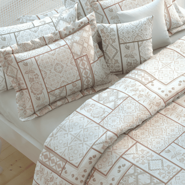 Geometrik Çiçekler Nevresim Takımı